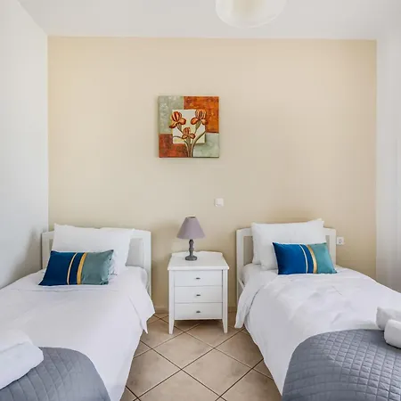 Orion Star Aparthotel Agia Marina  Exterior photo