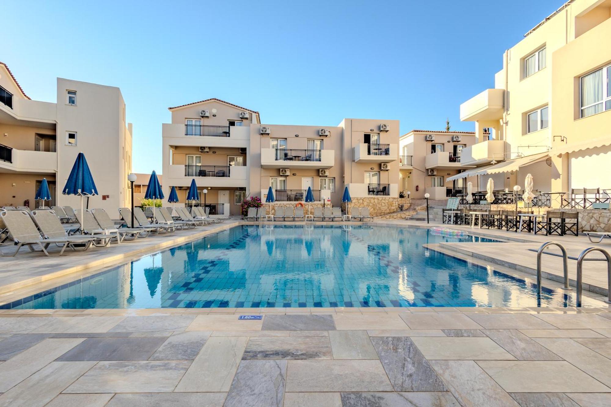 Orion Star Aparthotel 3*