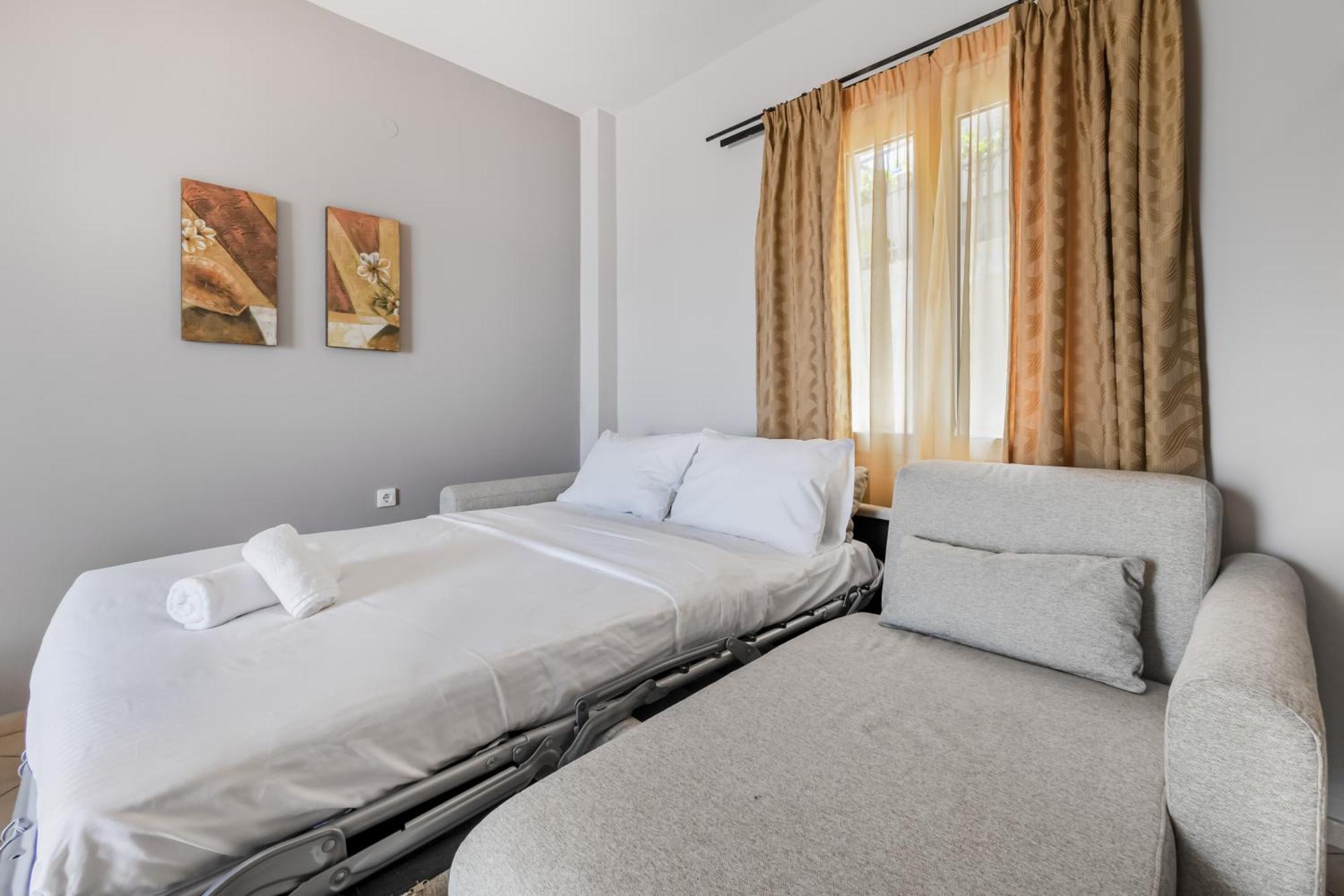 Aparthotel Orion Star Agia Marina (Crete)